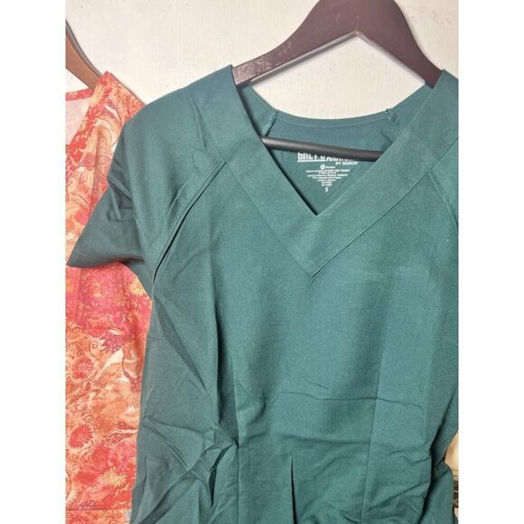 Lot 2 Grey's Anatomy Barco Printed V-Neck Scrub Top Size S Deep Forest Gardena - Picture 4 of 9